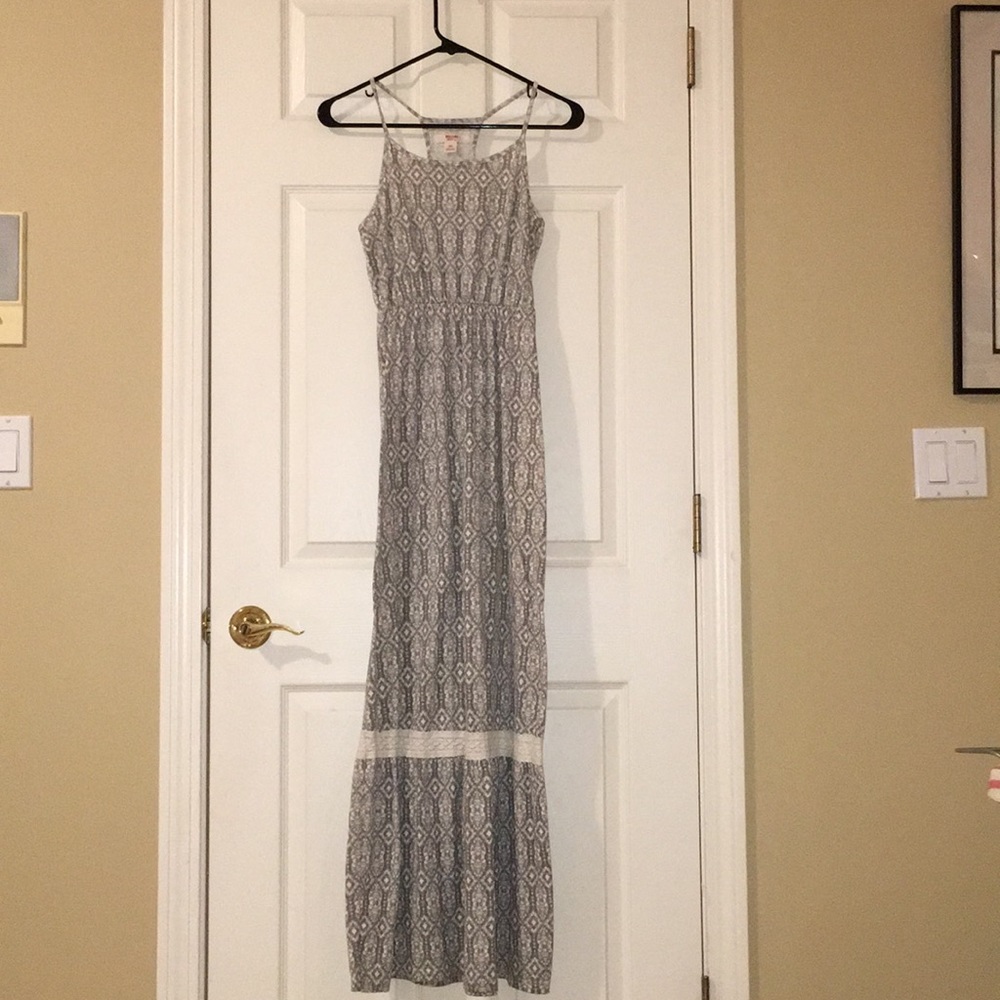 MOSSIMO sand color maxi dress